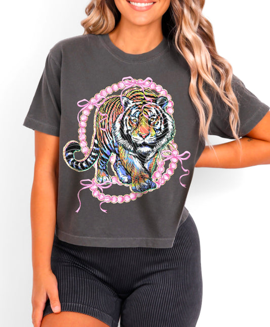 Tiger w/ Pink Bows & Pearls DTF